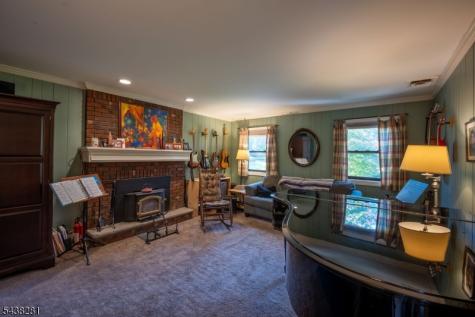 207 Grant Avenue Middlesex NJ 08846