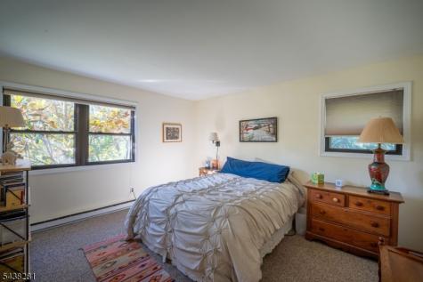 207 Grant Avenue Middlesex NJ 08846