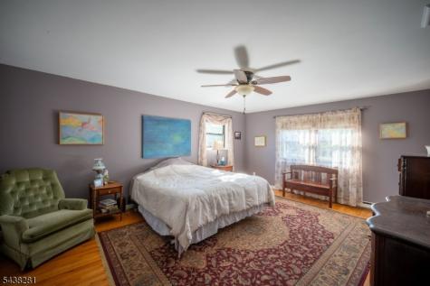 207 Grant Avenue Middlesex NJ 08846