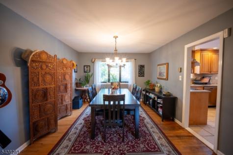 207 Grant Avenue Middlesex NJ 08846