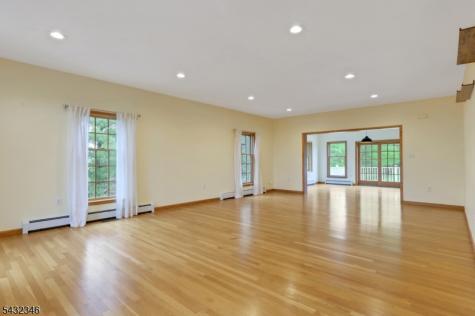 40 Horseneck Road Montville NJ 07045