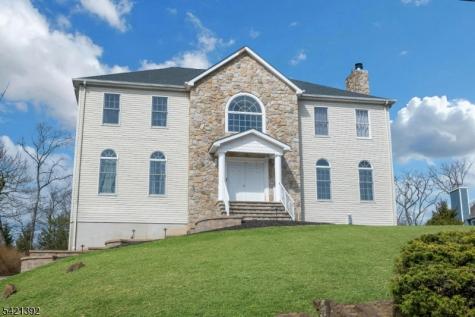 40 Horseneck Road Montville NJ 07045