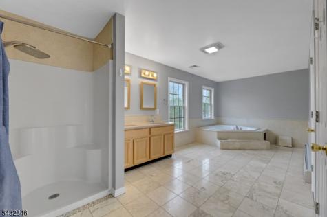 40 Horseneck Road Montville NJ 07045