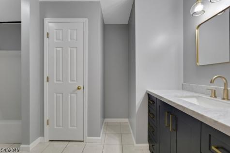 40 Horseneck Road Montville NJ 07045