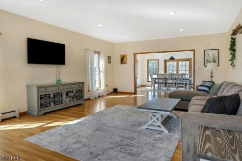 40 Horseneck Road Montville NJ 07045