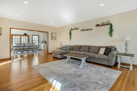 40 Horseneck Road Montville NJ 07045