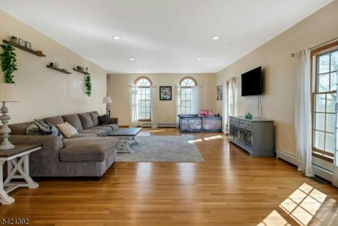 40 Horseneck Road Montville NJ 07045
