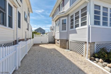 226 3RD Street Beach Haven NJ 08008