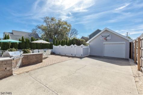 226 3RD Street Beach Haven NJ 08008