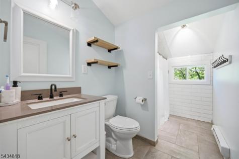 901 Wall Street Stillwater NJ 07860