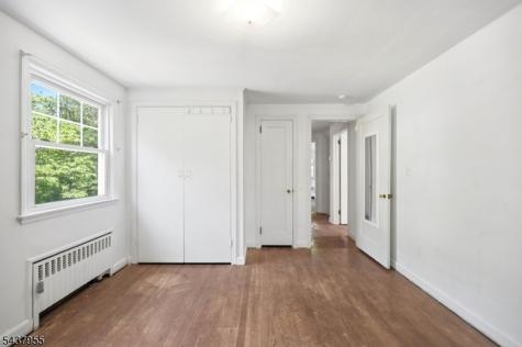 212 Grove Avenue Verona NJ 07044
