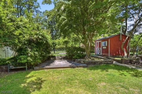212 Grove Avenue Verona NJ 07044