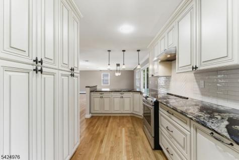6 Oak Drive Randolph NJ 07869