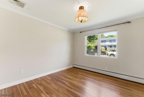 6 Oak Drive Randolph NJ 07869