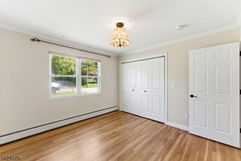 6 Oak Drive Randolph NJ 07869