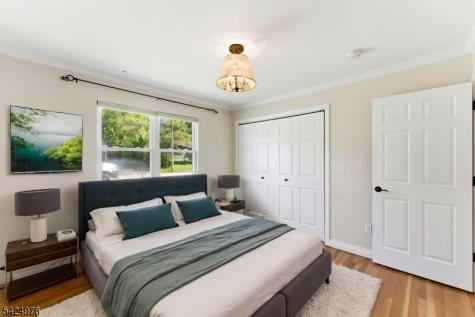 6 Oak Drive Randolph NJ 07869