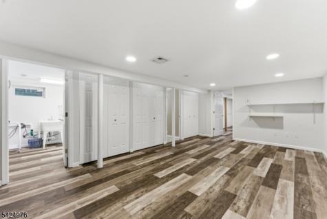6 Oak Drive Randolph NJ 07869