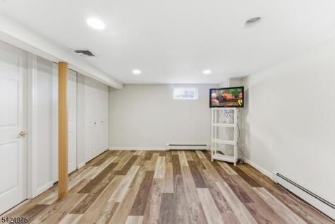 6 Oak Drive Randolph NJ 07869