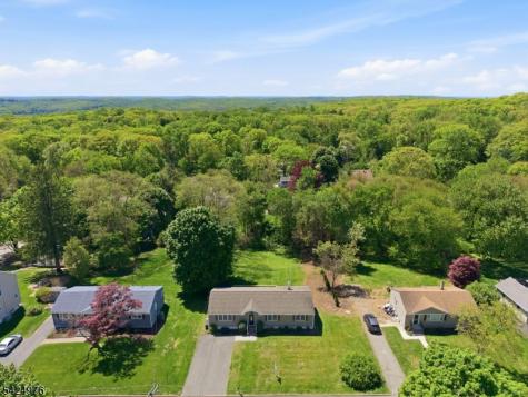 6 Oak Drive Randolph NJ 07869