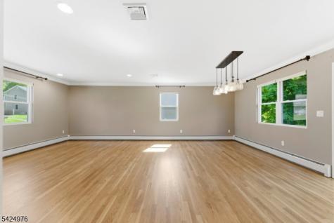 6 Oak Drive Randolph NJ 07869