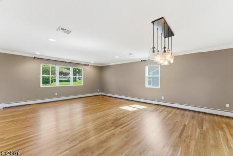 6 Oak Drive Randolph NJ 07869