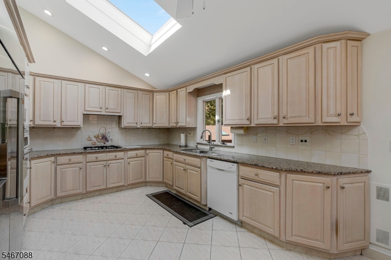 24 Sage Drive Warren NJ 07059
