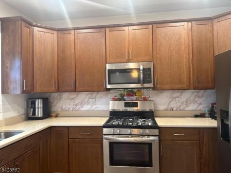158 Woodland Avenue Ewing NJ 08638