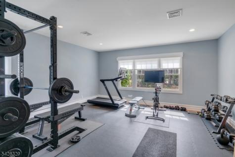 7 Deerhill Drive Hohokus NJ 07423