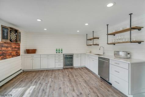 7 Deerhill Drive Hohokus NJ 07423