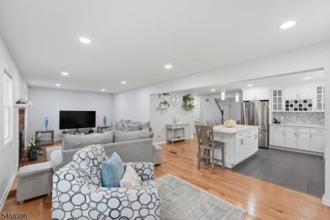 449 Richard Way North Plainfield NJ 07062