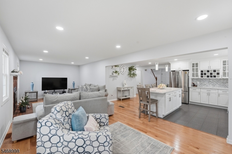 449 Richard Way North Plainfield NJ 07062