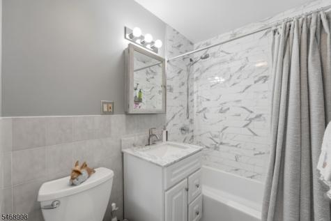 449 Richard Way North Plainfield NJ 07062