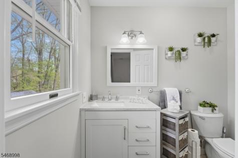 449 Richard Way North Plainfield NJ 07062