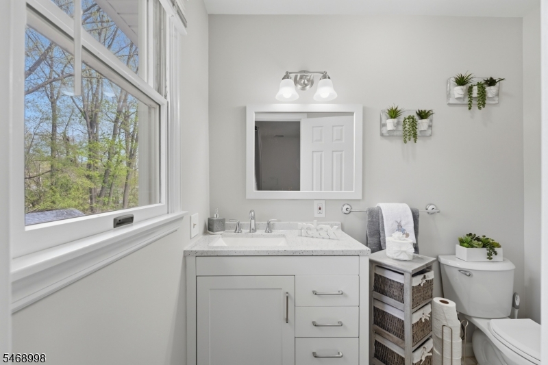 449 Richard Way North Plainfield NJ 07062