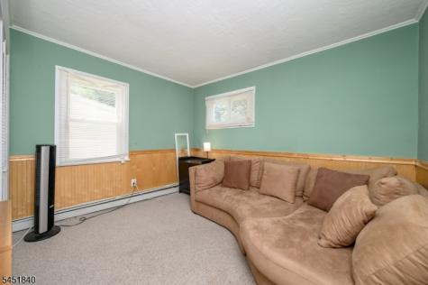 34 Hunterdon Road West Orange NJ 07052