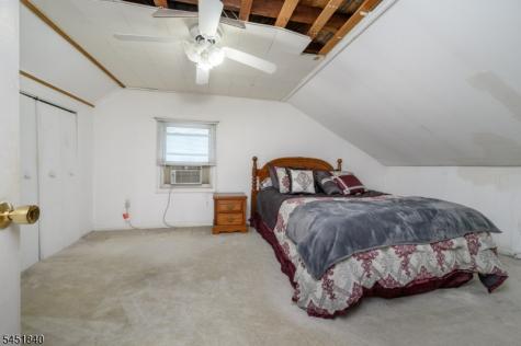 34 Hunterdon Road West Orange NJ 07052