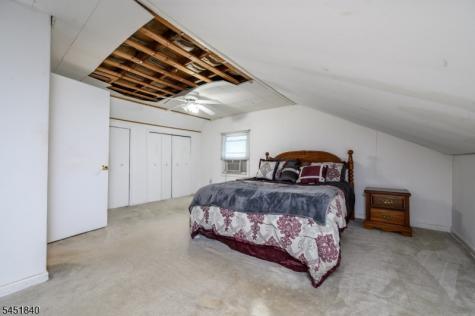 34 Hunterdon Road West Orange NJ 07052