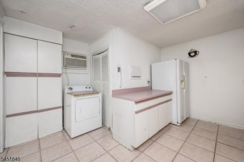 34 Hunterdon Road West Orange NJ 07052