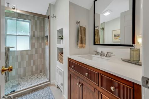 11 Manor Road Verona NJ 07044