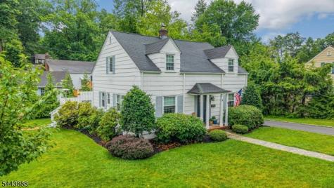 11 Manor Road Verona NJ 07044