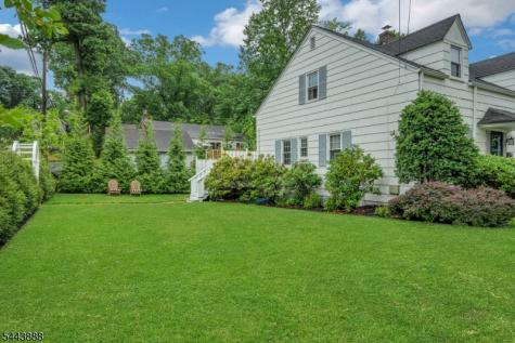 11 Manor Road Verona NJ 07044