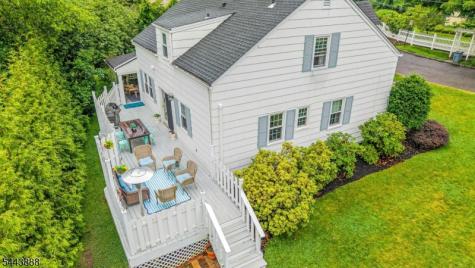 11 Manor Road Verona NJ 07044