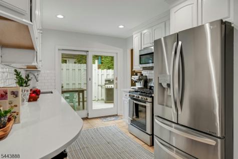 11 Manor Road Verona NJ 07044
