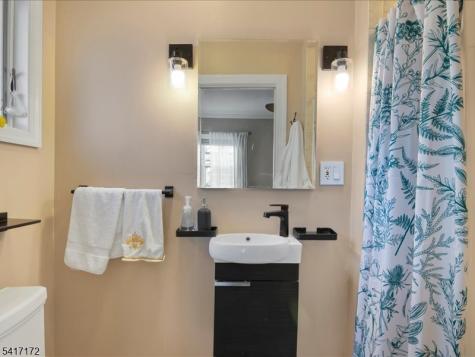 20 Forest Avenue Hawthorne NJ 07506