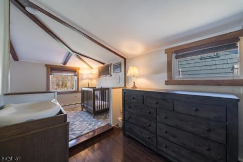 10 Lake Trail E Wayne NJ 07470