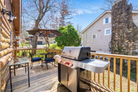 10 Lake Trail E Wayne NJ 07470