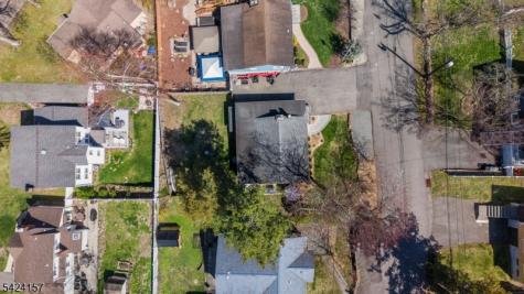 10 Lake Trail E Wayne NJ 07470