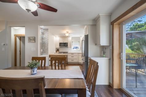 10 Lake Trail E Wayne NJ 07470
