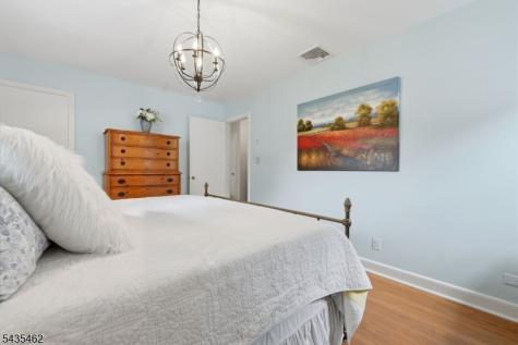 47 Victor Place Hawthorne NJ 07506