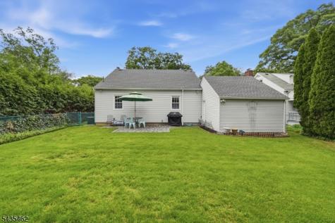 47 Victor Place Hawthorne NJ 07506